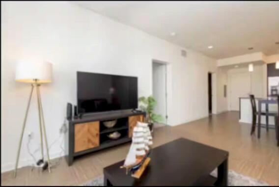 Apartment Stunning 2br Penthouse Patio & View Venice Mdr Los Angeles